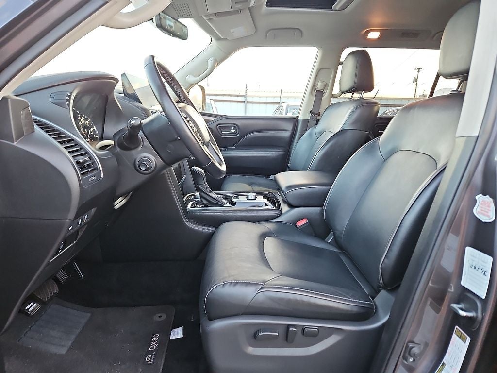 2024 INFINITI QX80 LUXE