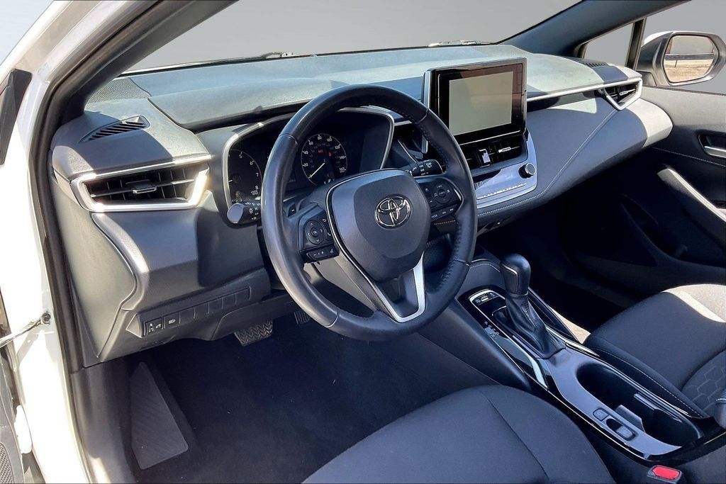 2025 Toyota Corolla Hatchback SE