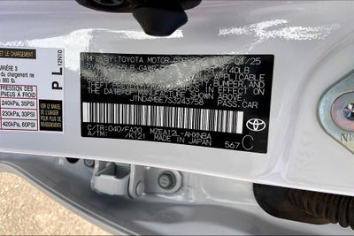 2025 Toyota Corolla Hatchback SE