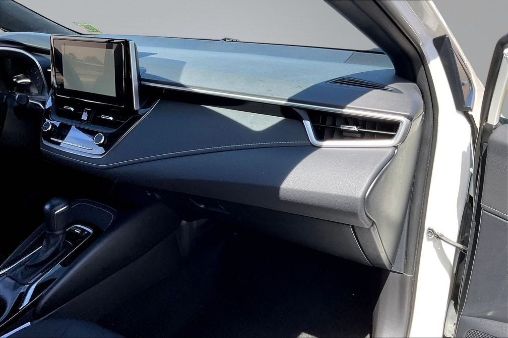 2025 Toyota Corolla Hatchback SE