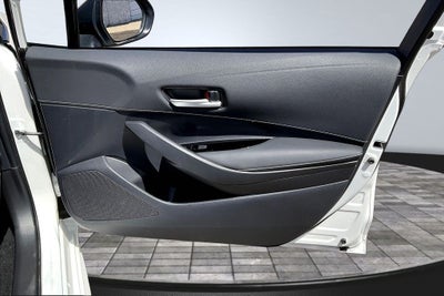 2025 Toyota Corolla Hatchback SE