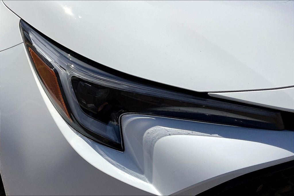 2025 Toyota Corolla Hatchback SE