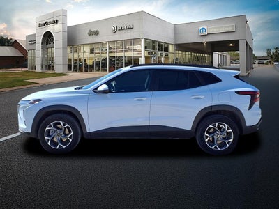 2025 Chevrolet Trax LT