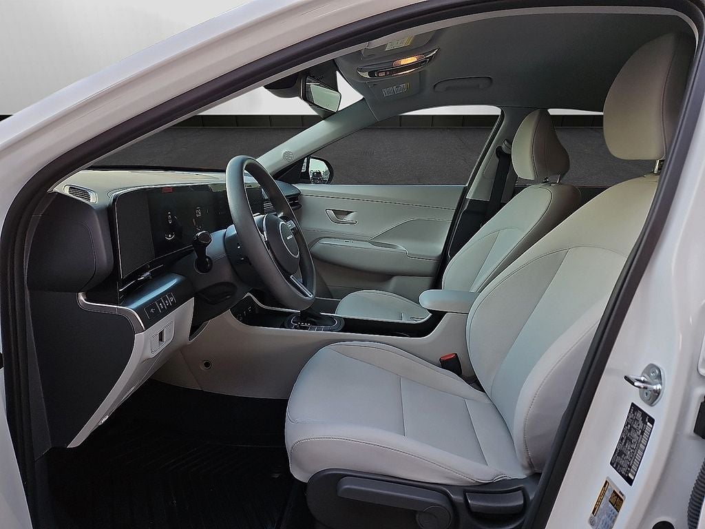 2025 Hyundai Kona SE