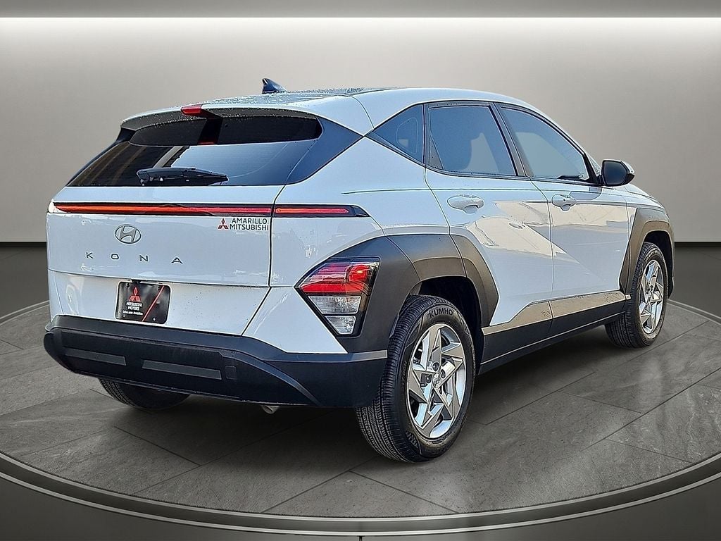 2025 Hyundai Kona SE