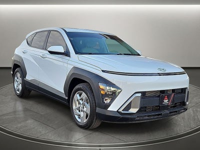 2025 Hyundai Kona SE