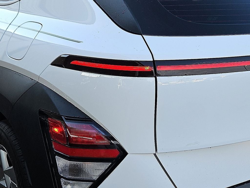 2025 Hyundai Kona SE