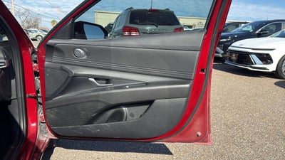 2024 Hyundai Elantra Hybrid Limited