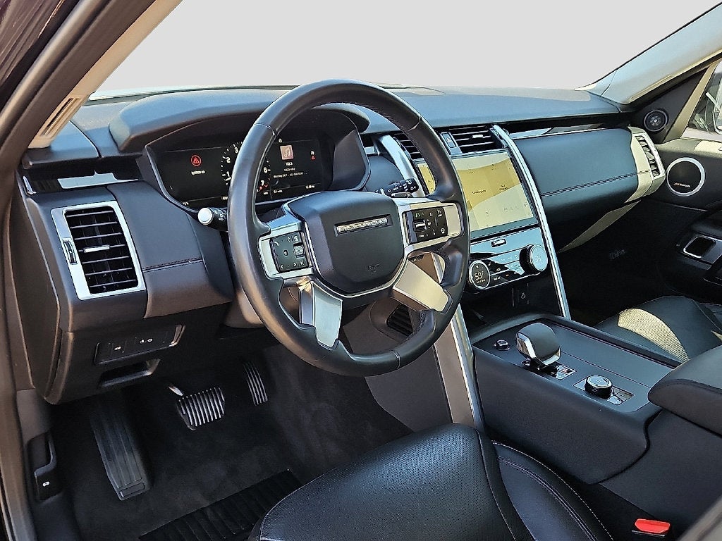 2024 Land Rover Discovery S