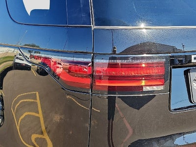 2024 Land Rover Discovery S
