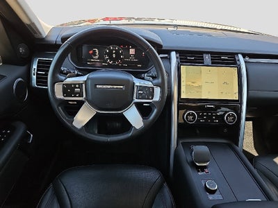 2024 Land Rover Discovery S