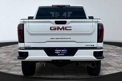 2025 GMC Sierra 2500 HD AT4
