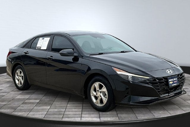 2023 Hyundai Elantra SE