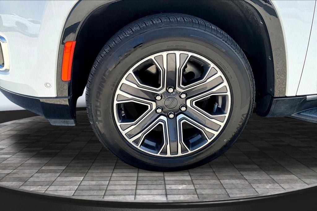 2023 Jeep Wagoneer L Series II