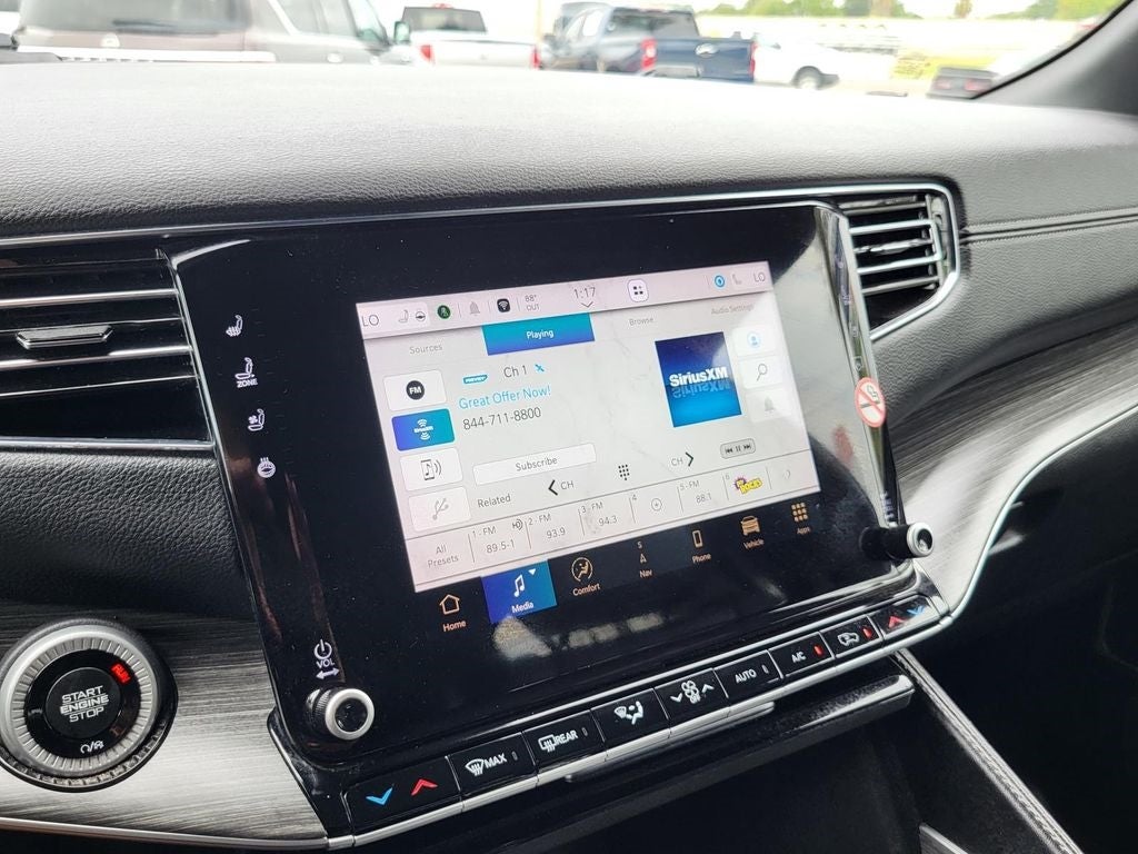 2023 Jeep Wagoneer Series III