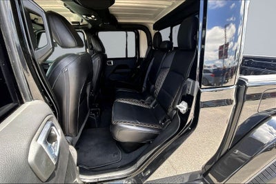 2022 Jeep Gladiator Overland