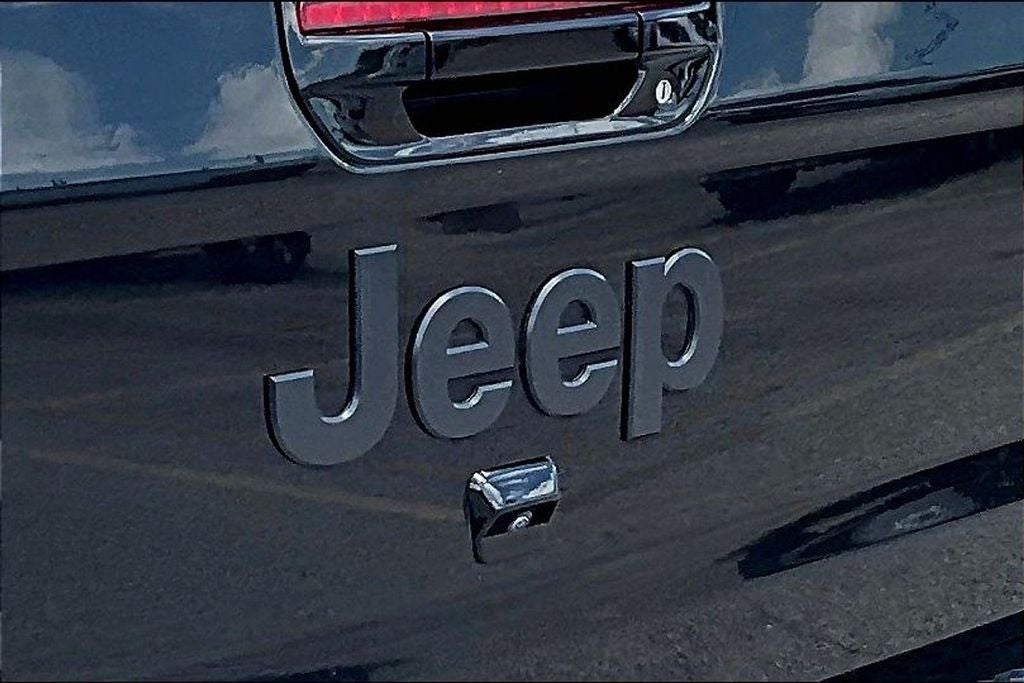 2022 Jeep Gladiator Overland