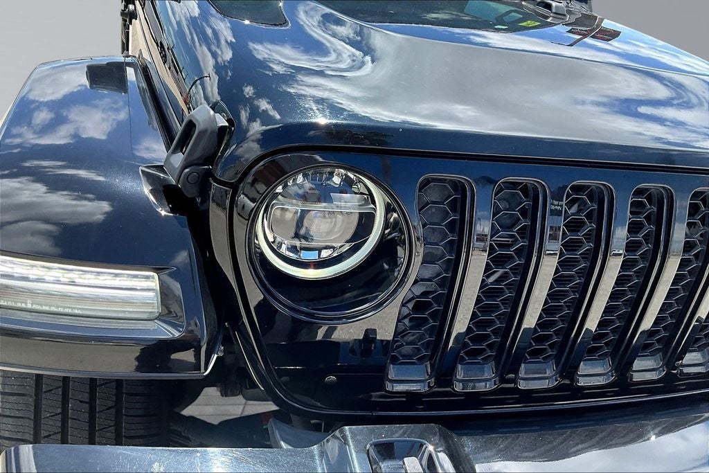 2022 Jeep Gladiator Overland