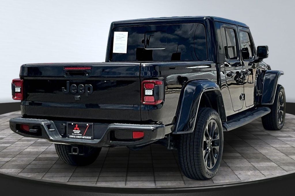 2022 Jeep Gladiator Overland