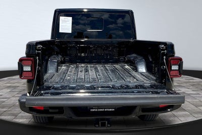 2022 Jeep Gladiator Overland
