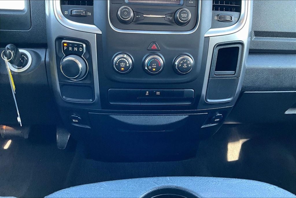 2024 RAM 1500 Classic SLT