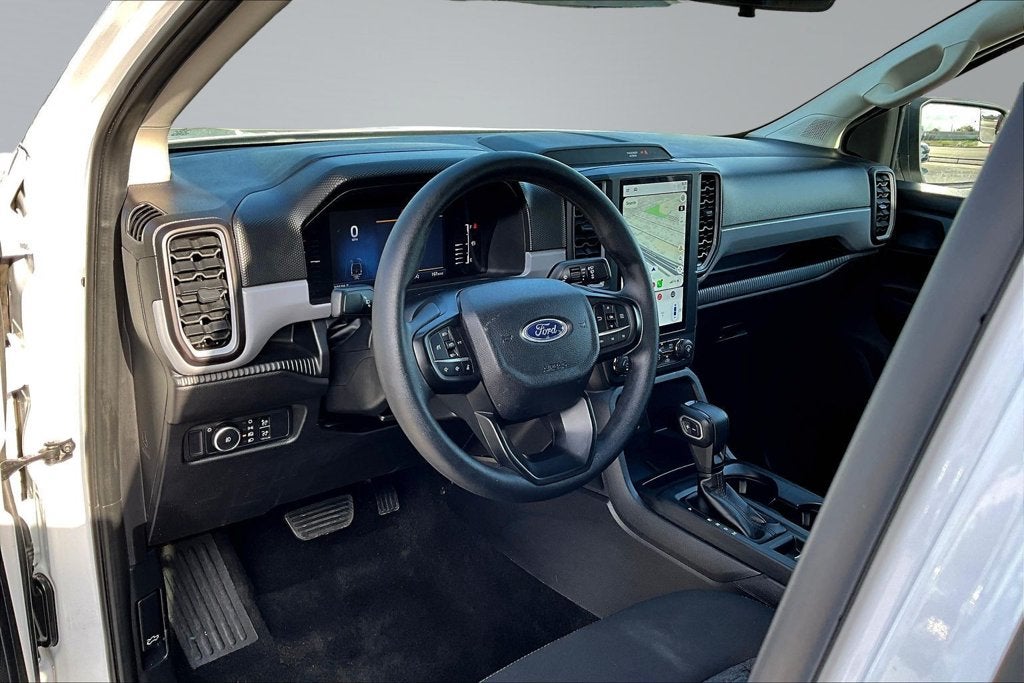 2025 Ford Ranger XL STX