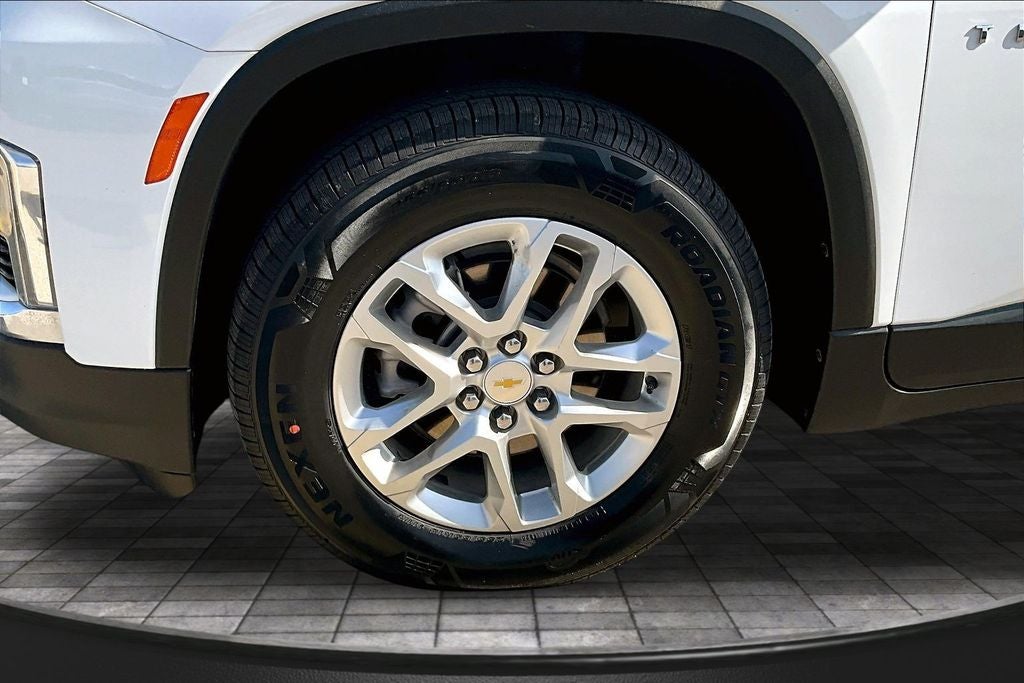 2022 Chevrolet Traverse LS