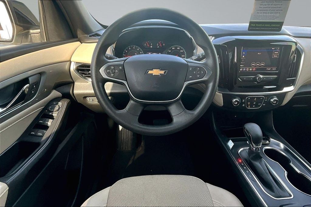 2022 Chevrolet Traverse LS