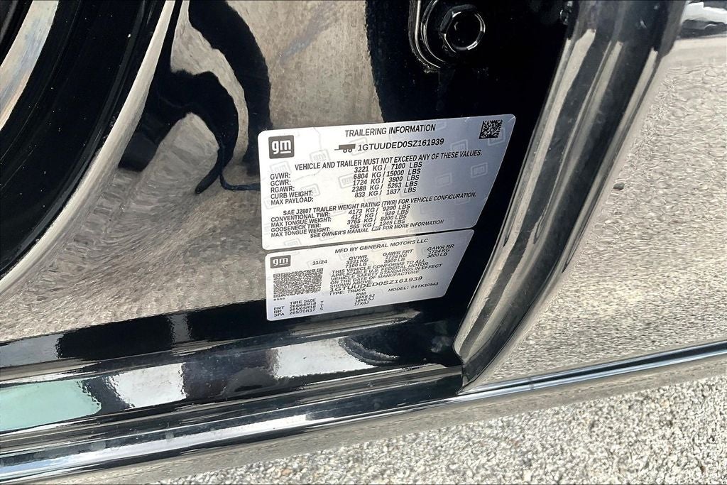 2025 GMC Sierra 1500 SLT