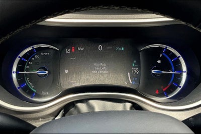 2023 Chrysler Pacifica Hybrid Touring L