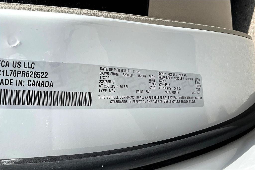 2023 Chrysler Pacifica Hybrid Touring L