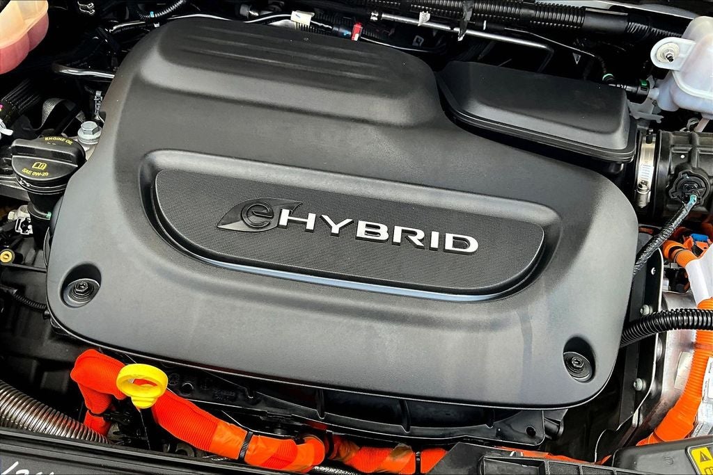 2023 Chrysler Pacifica Hybrid Touring L