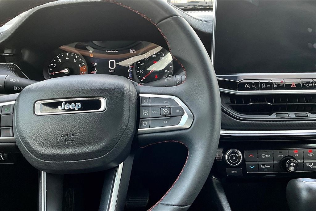 2025 Jeep Compass Trailhawk