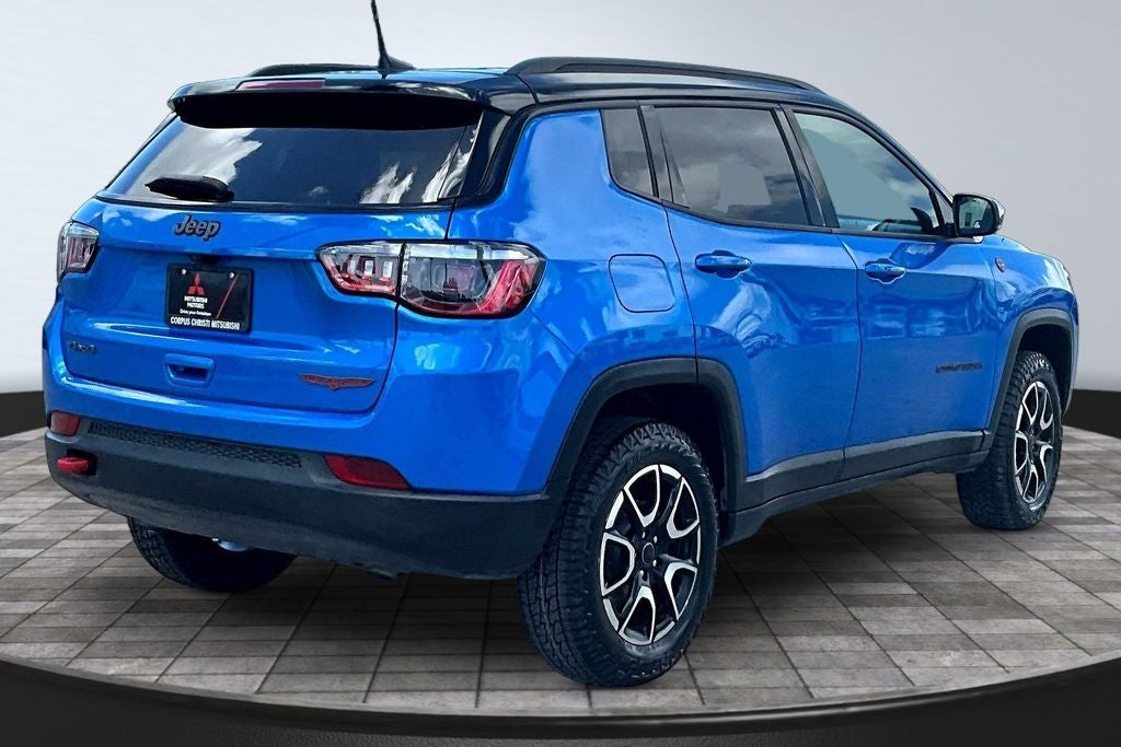 2025 Jeep Compass Trailhawk