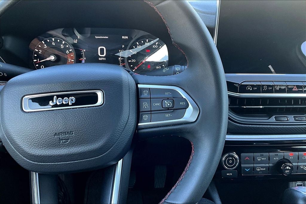 2025 Jeep Compass Trailhawk