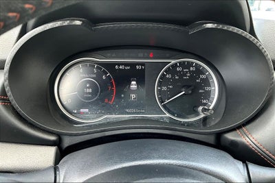 2024 Nissan Versa 1.6 SR