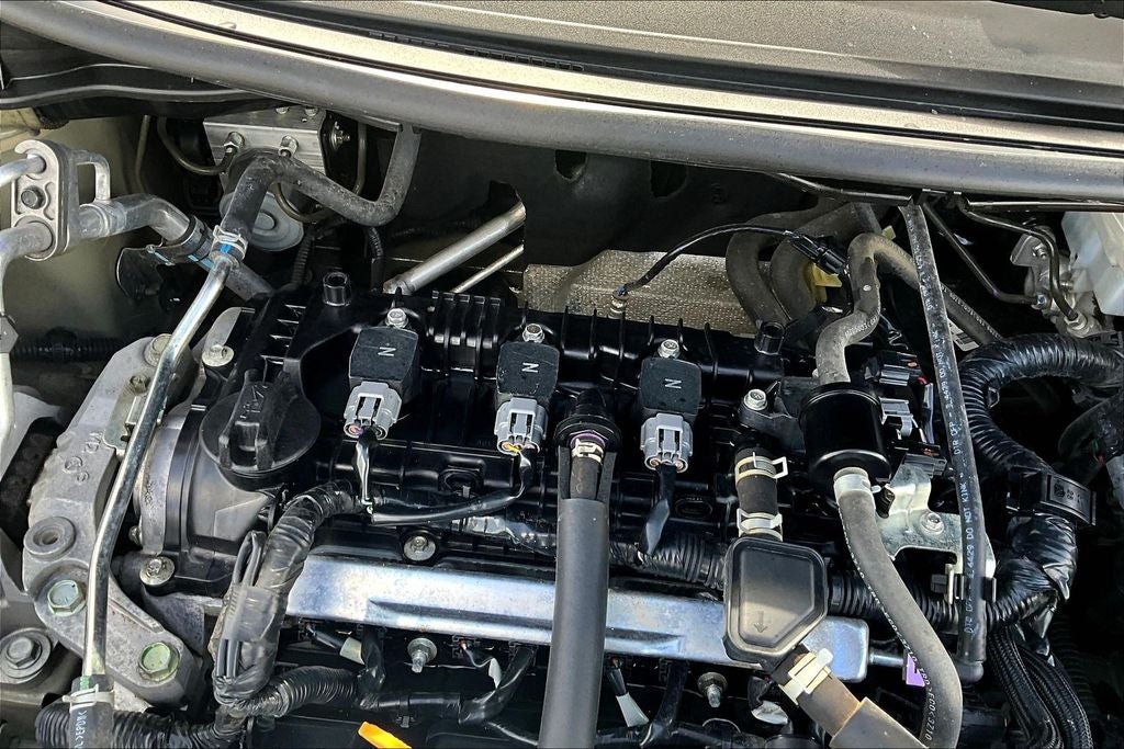 2024 Nissan Versa 1.6 SR