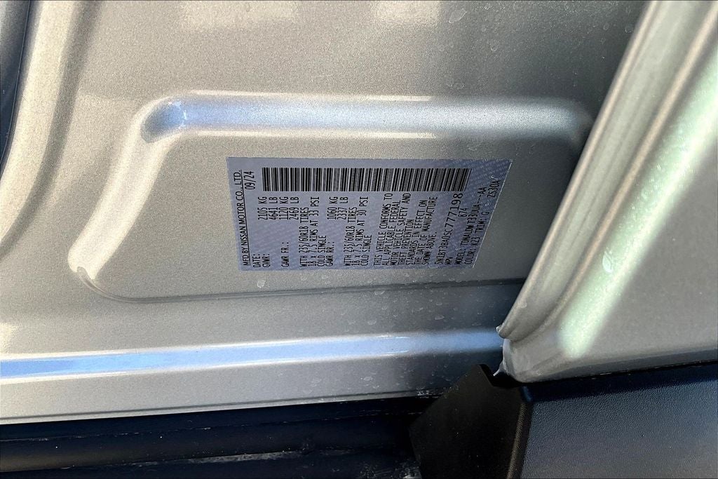 2025 Nissan Rogue SV