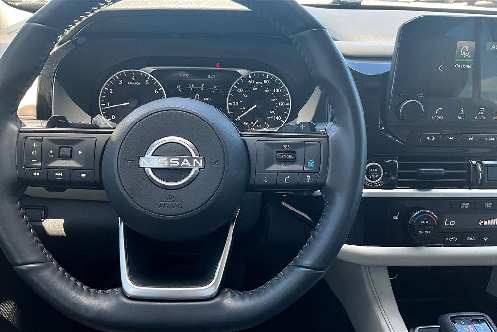 2024 Nissan Pathfinder SL