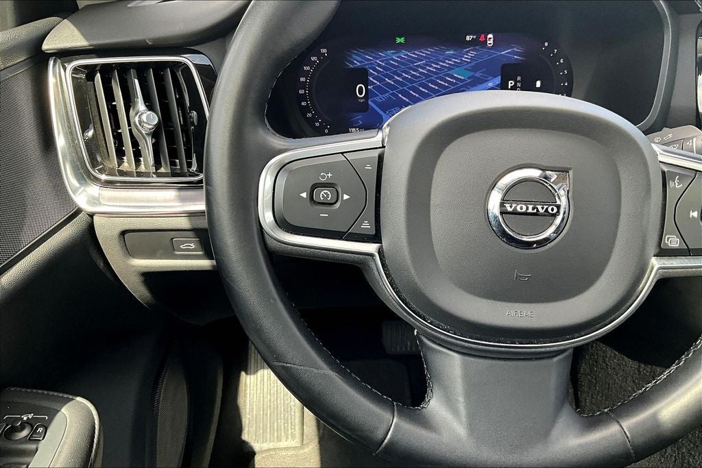 2024 Volvo S60 B5 Core Dark Theme