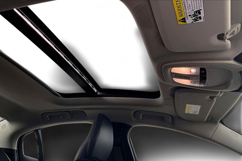 2024 Volvo S60 B5 Core Dark Theme