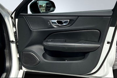 2024 Volvo S60 B5 Core Dark Theme