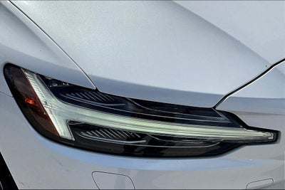 2024 Volvo S60 B5 Core Dark Theme