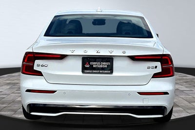 2024 Volvo S60 B5 Core Dark Theme