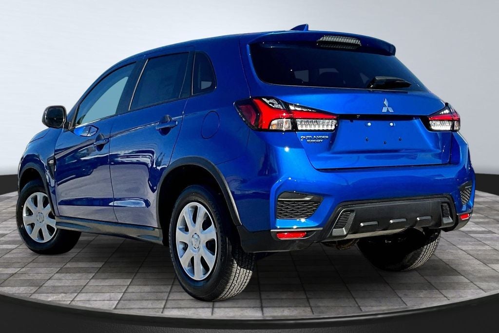 2027 Mitsubishi Outlander Sport Base