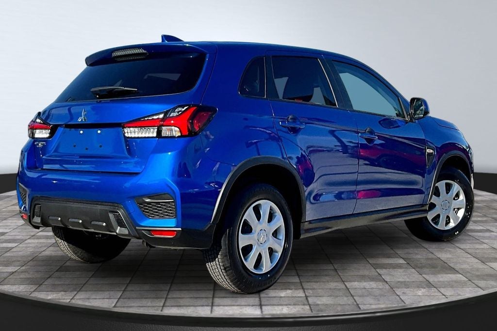 2027 Mitsubishi Outlander Sport Base