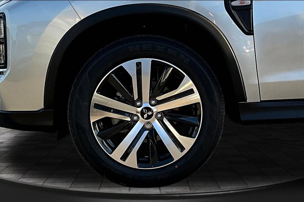 2027 Mitsubishi Outlander Sport 2.0 ES