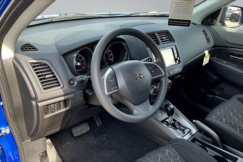 2027 Mitsubishi Outlander Sport Base
