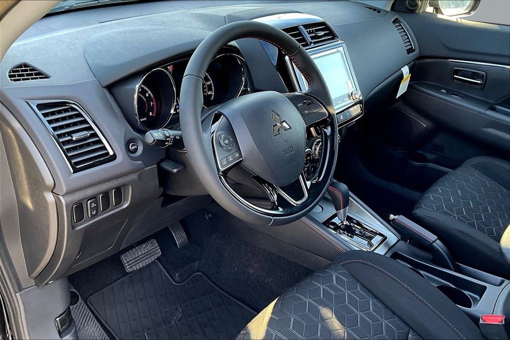 2027 Mitsubishi Outlander Sport 2.0 LE