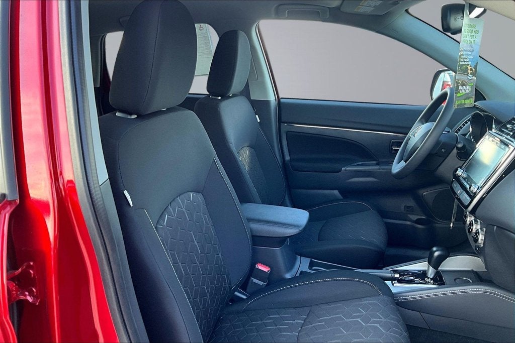 2027 Mitsubishi Outlander Sport 2.0 ES